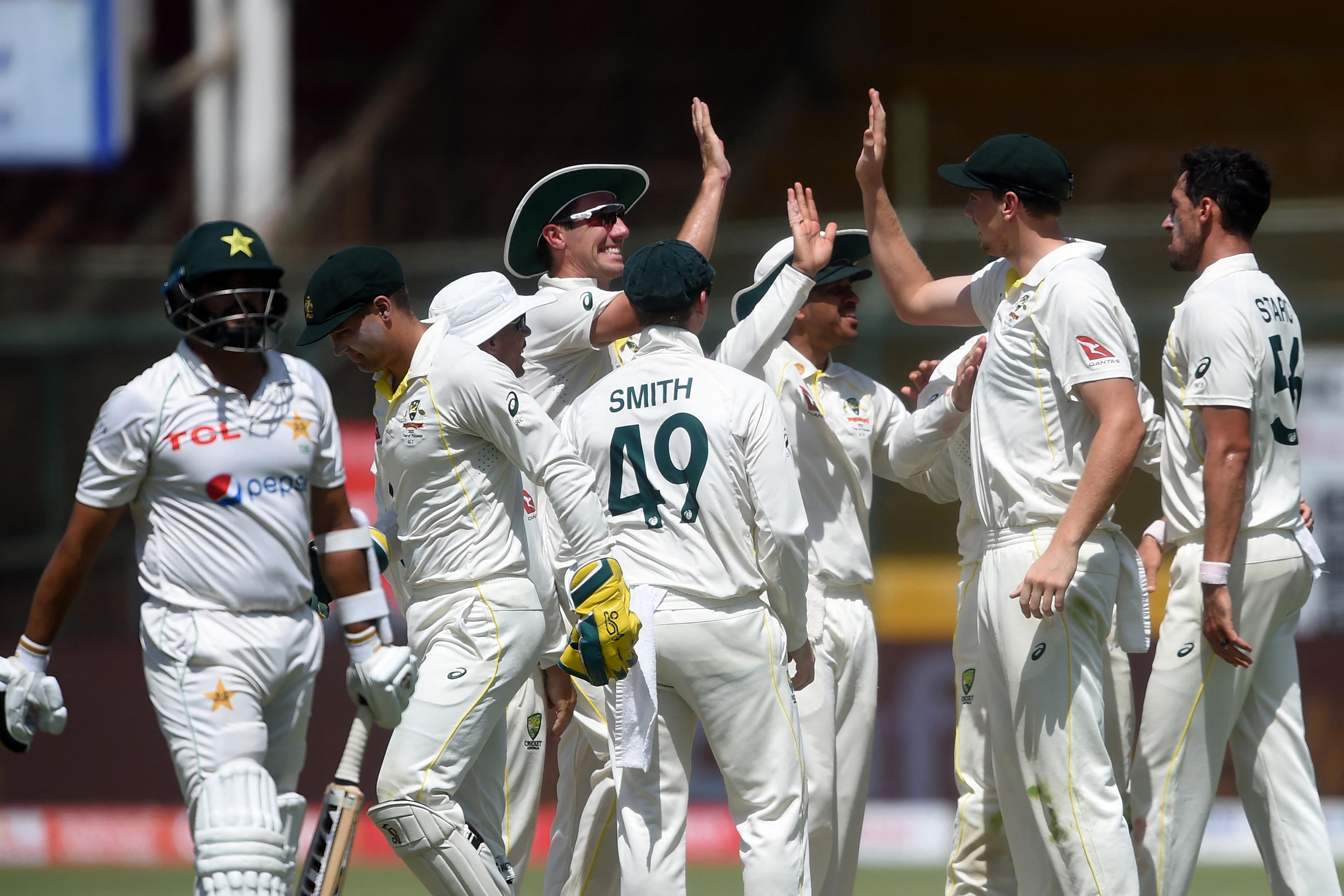 کراچی ٹیسٹ:پاکستان 148 رنز پر آل آؤٹ