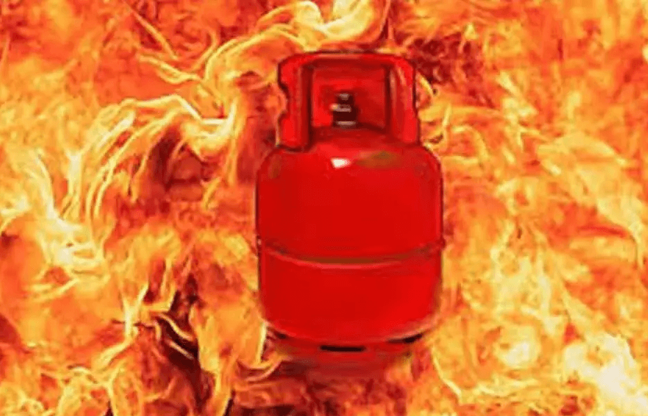 کوہاٹ میں گیس سلنڈر دھماکہ، خاتون اور2بچے جاں بحق 