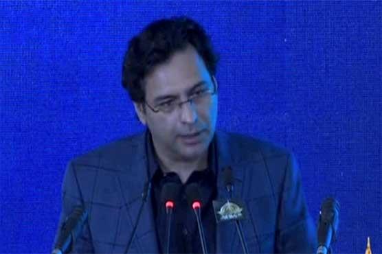 مسلم لیگ ق کے رہنما مونس الٰہی برطانیہ روانہ