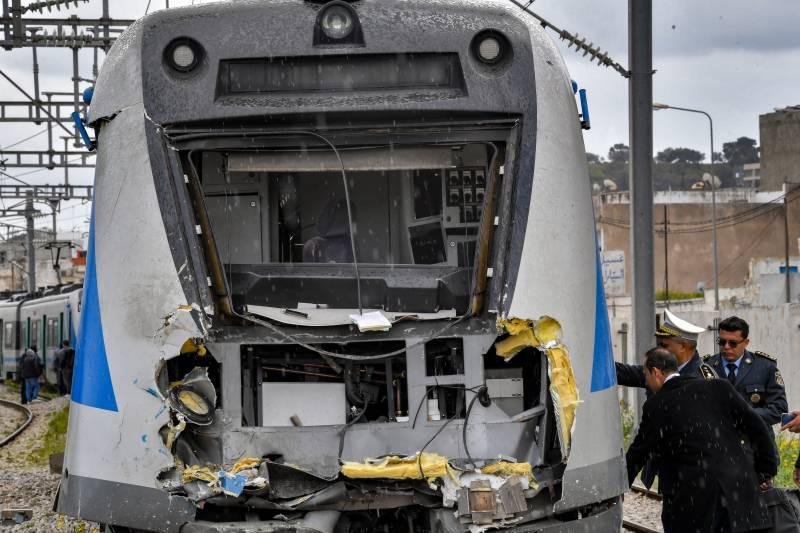 Two trains collide in Tunisia, 95 people injured