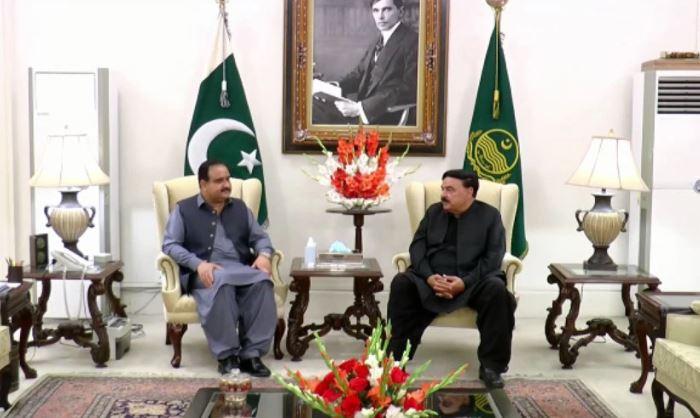 CM Usman Buzdar, Sheikh Rasheed discuss law and order situation