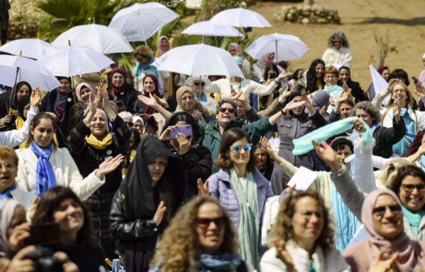 Israeli and Palestinian mothers assemble for peace by Dead Sea