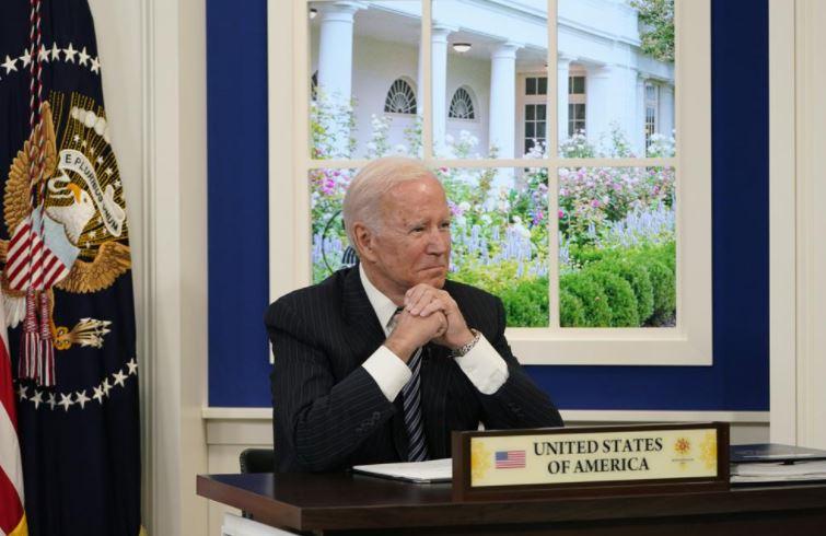 Biden meets top Ukrainian officials in Poland amid Russian invasion