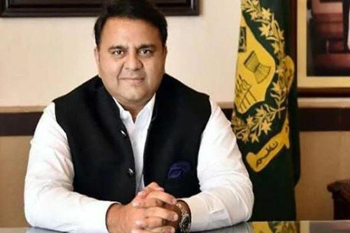 JUI-F, PML-N caravans disappear from roads: Fawad Chaudhry