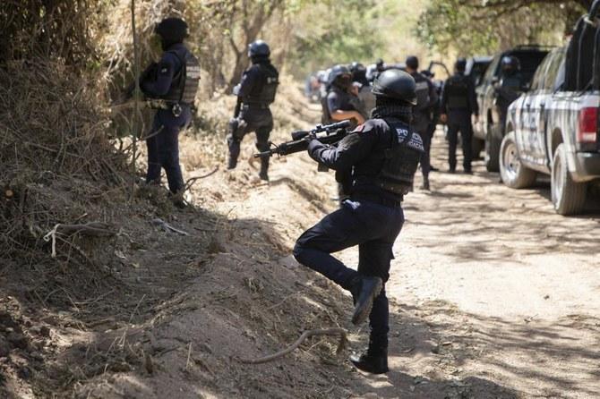 19 killed in central Mexico shooting