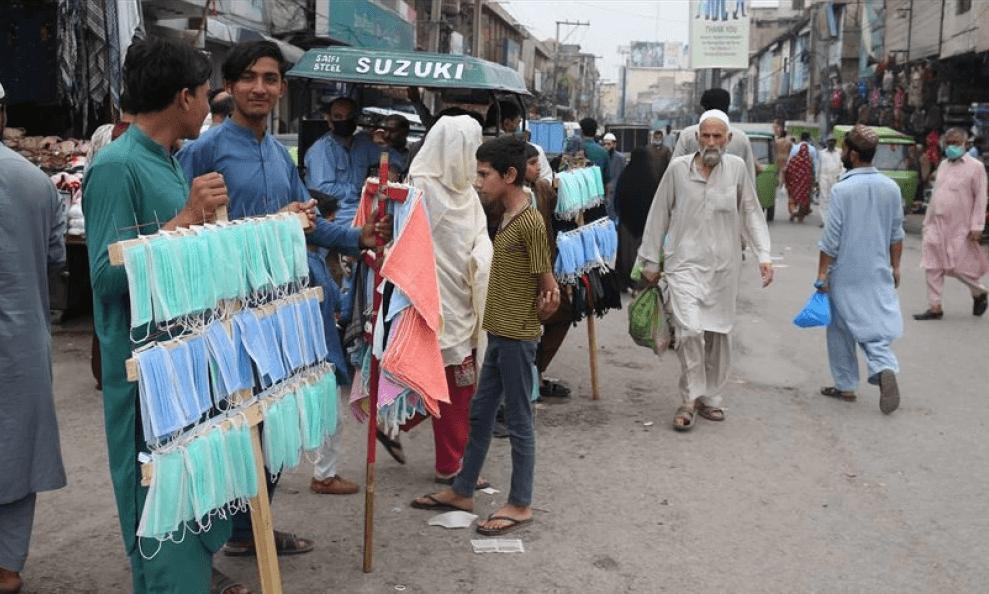 ملک میں کورونا کیسز اور اموات میں نمایاں کمی