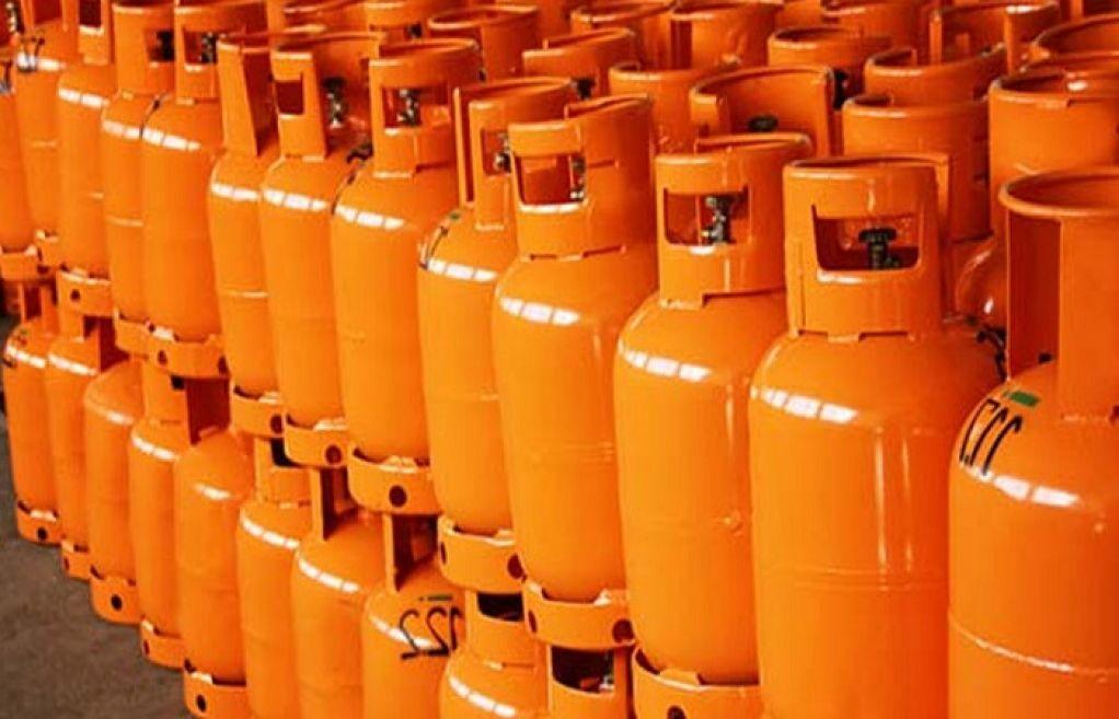 ایل پی جی کی قیمت میں 40 روپے فی کلو کمی
