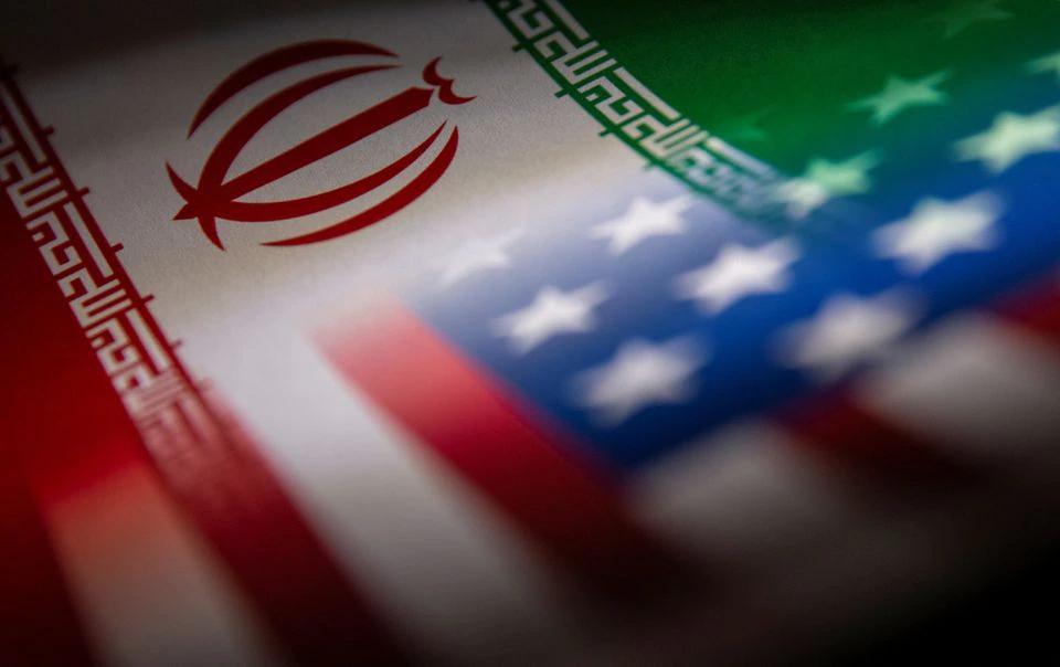 Iran sanctions 15 US officials as nuclear talks hamper