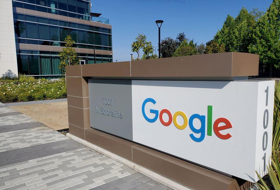 Google to invest $9.5 bln in US offices, data centers this year