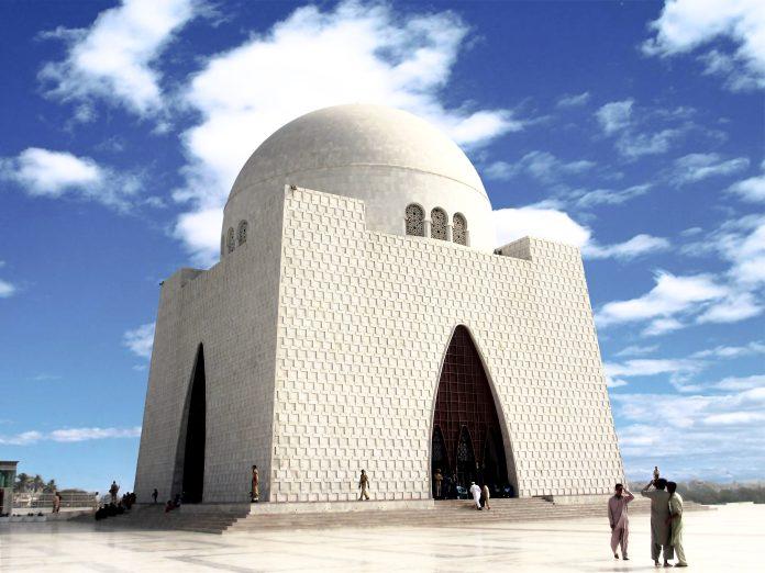 PM Shehbaz pays respects at Mazar-e-Quaid