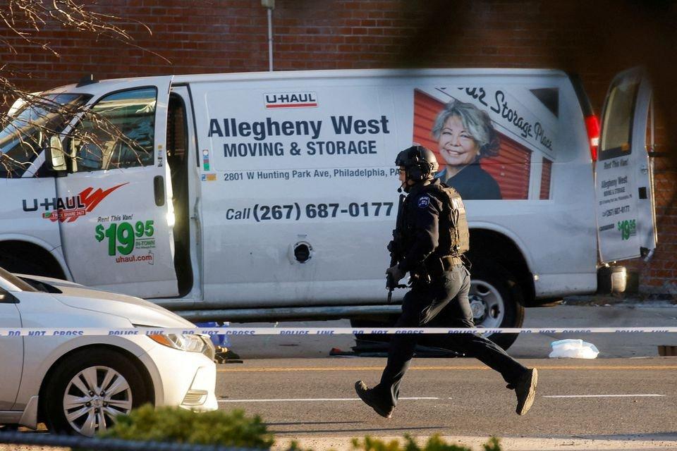 Search for New York subway gunman centers on man who rented U-Haul van