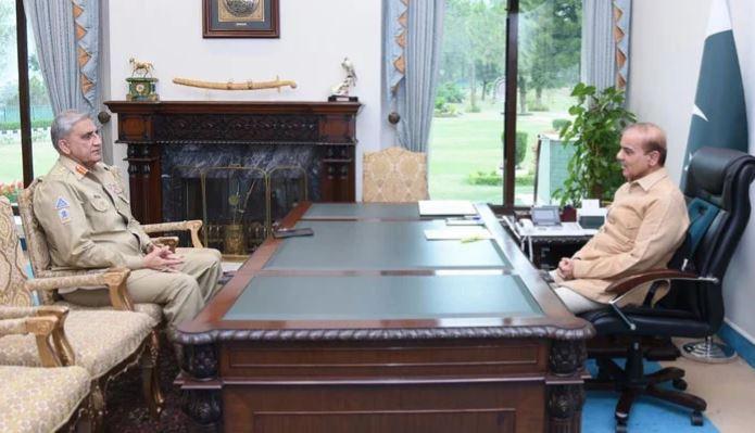 وزیراعظم سے آرمی چیف کی ملاقات، قومی سلامتی سے متعلق امور پر تبادلہ خیال