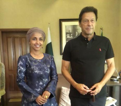 امریکی رکن کانگریس الہان ​​عمر  کی عمران خان سے ملاقات