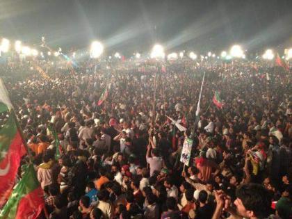 سکیورٹی خدشات : ڈپٹی کمشنر لاہور کا  عمران خان کو  مینار پاکستان نہ آنے کا مشورہ