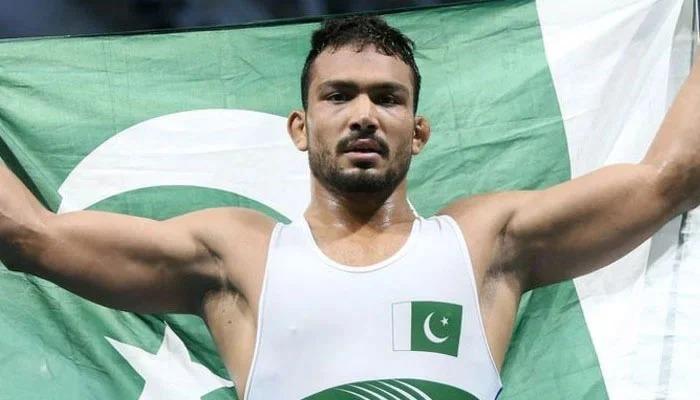 ایشین ریسلنگ چیمپئن شپ میں پاکستانی  پہلوان انعام بٹ بھی  ہار گئے 