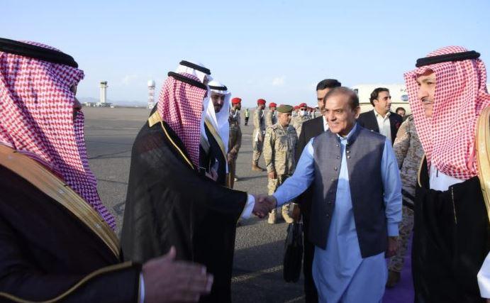 PM Shehbaz arrives in Saudi Arabia on 3-day visit