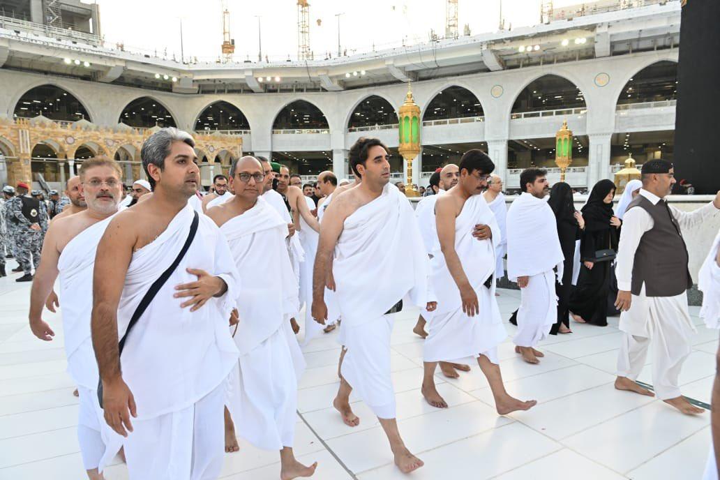 بلاول بھٹو کا عمرے کی ادائیگی کے سلسلے میں بیت اللہ کا طواف