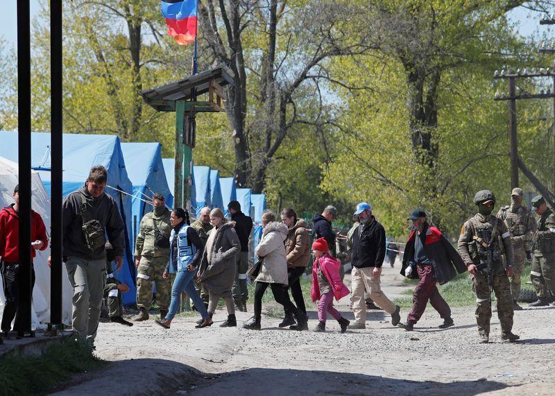 Civilians evacuated from Mariupol, Pelosi meets Ukraine's Zelenskiy