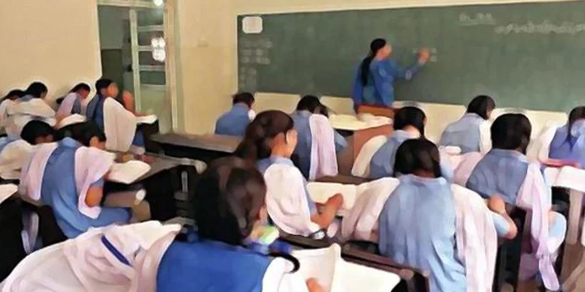 وفاقی سرکاری تعلیمی اداروں میں اساتذہ کے جینز پہننے پر پابندی، ڈریس کوڈ متعارف