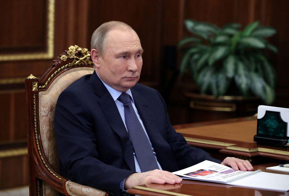 Russia still ready to provide safe passage from Azovstal, Putin tells Israel's Bennett