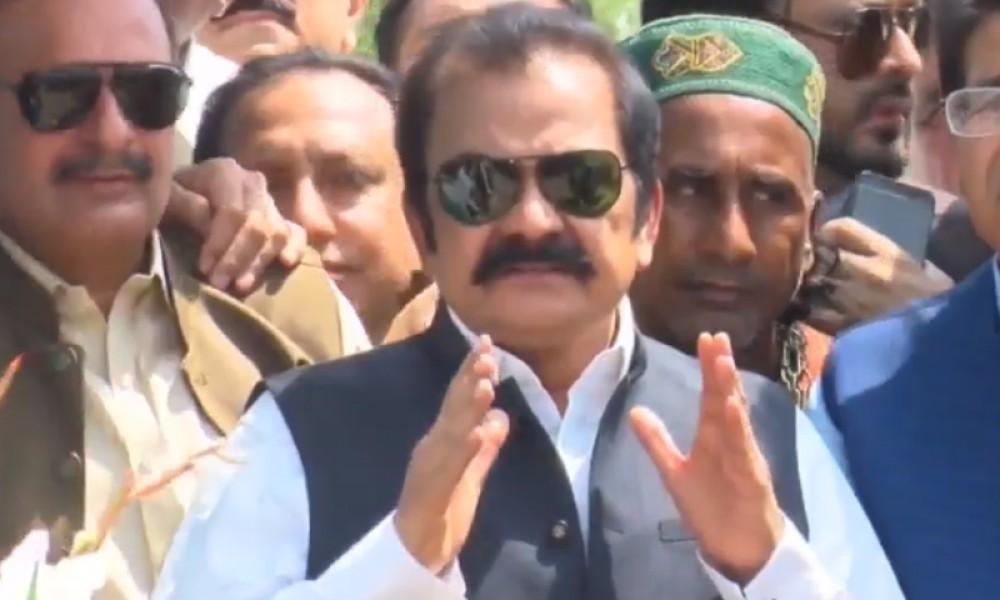 Won’t let Sheikh Rashid out of house until he withdraws ‘bloody march’ statement: Rana Sanaullah