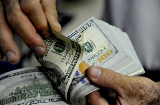 ڈالرانٹر بینک میں ملکی  تاریخ کی بلند ترین سطح پر آگیا