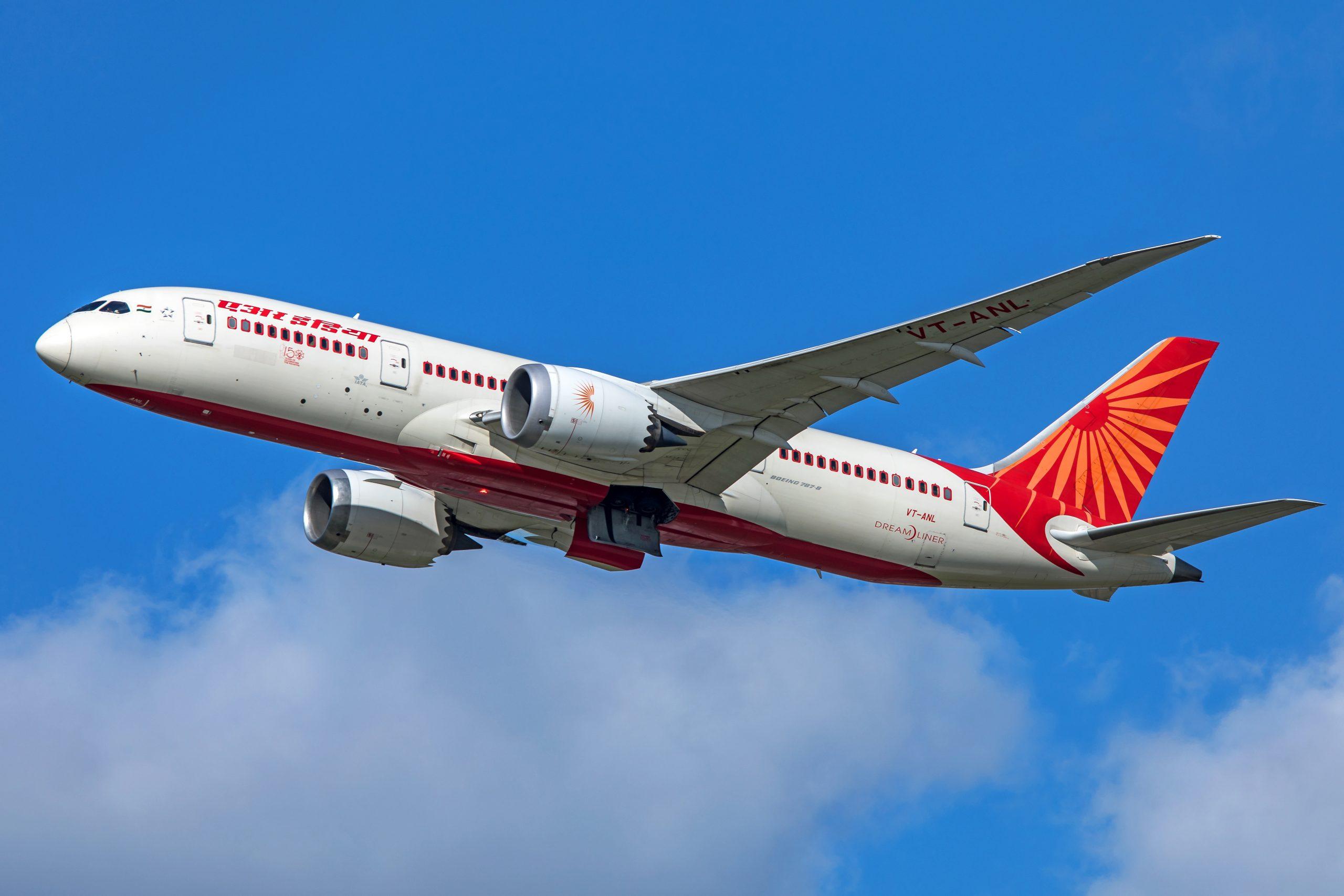 Indian plane makes emergency landing as engine shuts mid air 