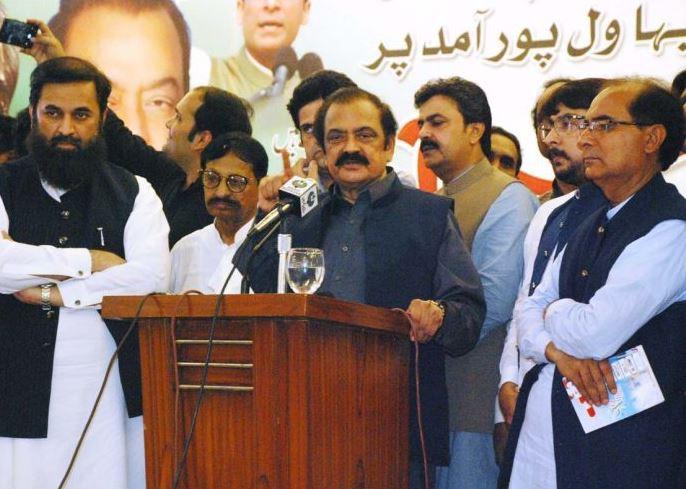 Long march: Sanaullah warns PTI of avoiding unrest, says final decision to be taken with allies' consent