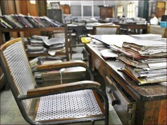 حکومت کا سرکاری اداروں میں ہفتہ کی چھٹی بحال کرنے کا فیصلہ