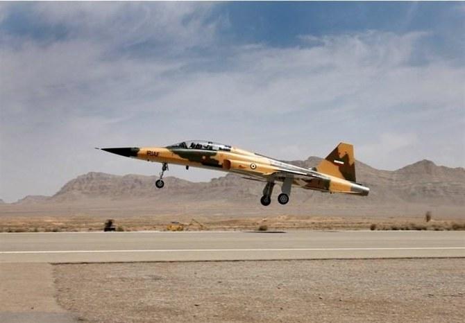 Iranian jet crashes in eastern Isfahan; kills two pilots  