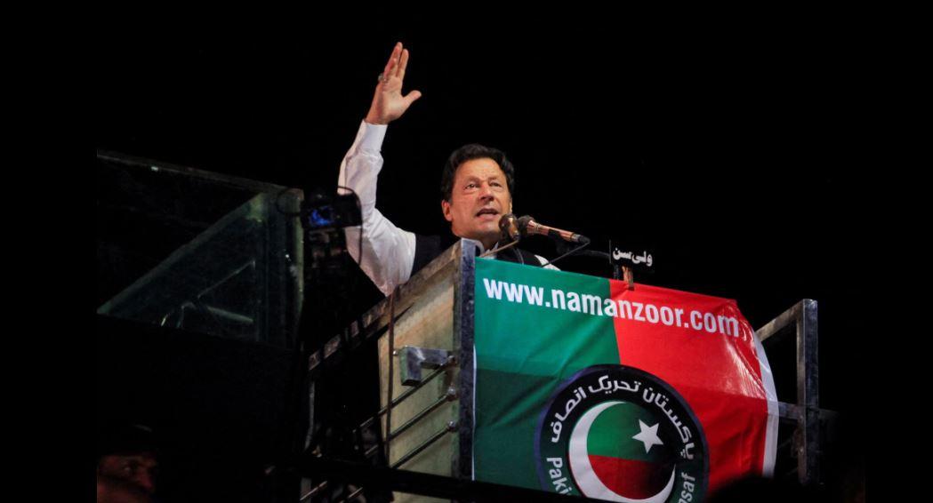 Imran Khan calls off 'long march'; gives 6-day ultimatum