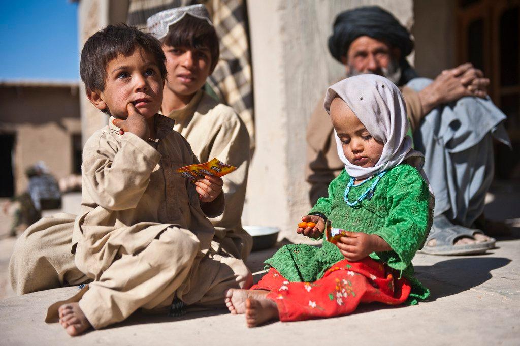 افغانستان میں 11  لاکھ کمسن بچے غذا ئی قلت  کا شکار ہیں : اقوام متحدہ