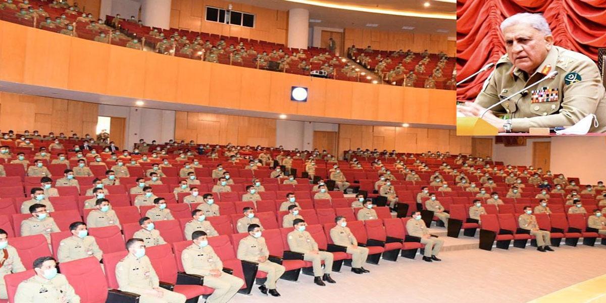 آرمی چیف کا کمانڈ اینڈ اسٹاف کالج کوئٹہ کا دورہ