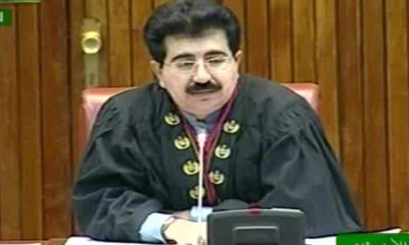 چیئرمین سینیٹ اراکین پر برس پڑے، رکنیت معطل کرنے کی وارننگ