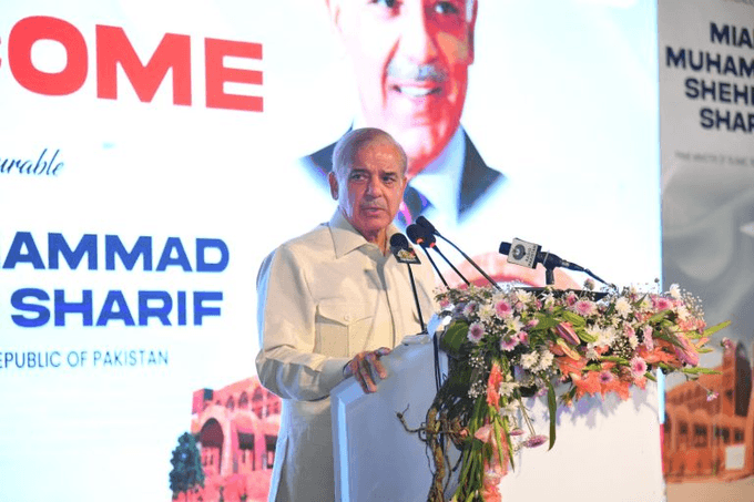 ملک کو آگے لے جانے کے لیےگرینڈ ڈائیلاگ کی ضرورت ہے:شہباز شریف