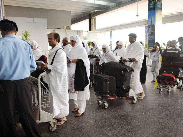 حج 2022: لاہور سے پہلی پرواز عازمین کو لے کر مدینہ روانہ