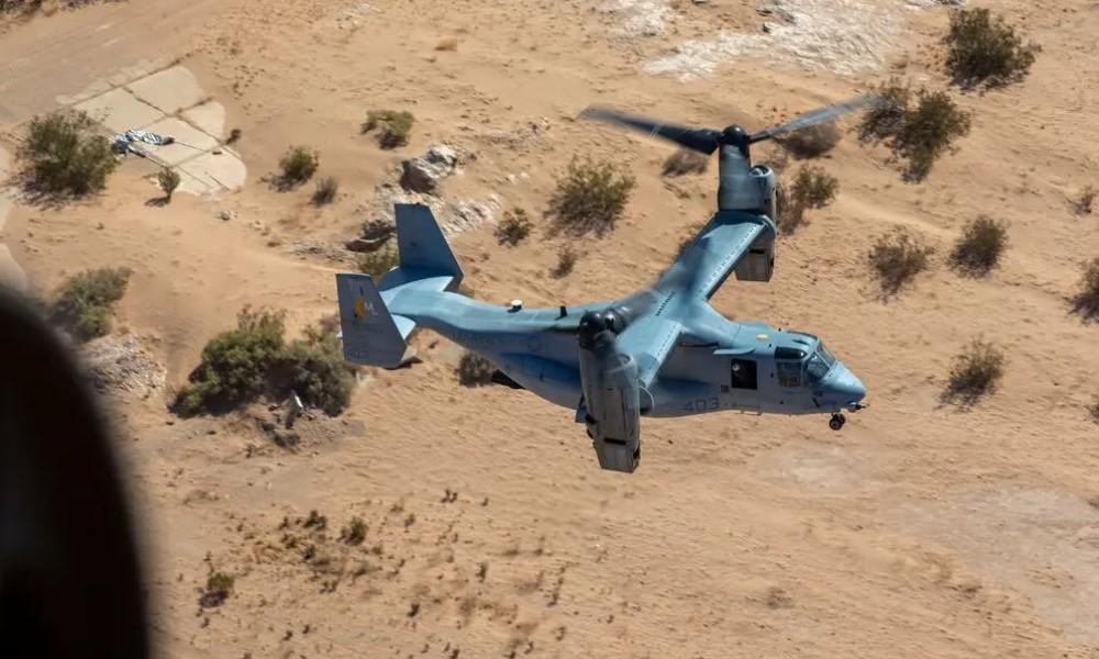 US military aircraft crashes in California