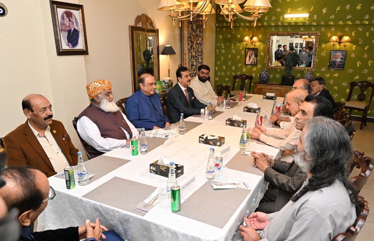آصف زرداری کی جانب سے اتحادیوں کے اعزاز میں عشائیہ