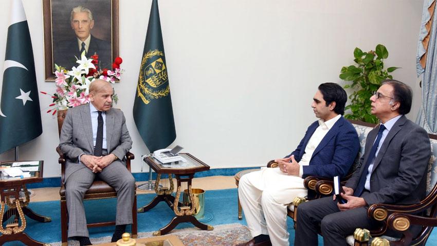 انڈونیشیا سے خوردنی تیل کی بروقت درآمد سے ملک میں تیل کا بحران ٹل گیا ہے : وزیراعظم