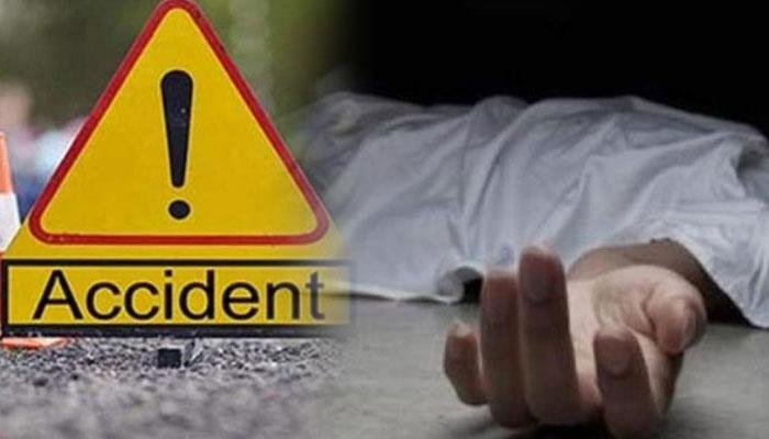 تیزرفتار کار اور موٹر سائیکل میں تصادم ، ایک شخص جاں بحق ،2 زخمی  