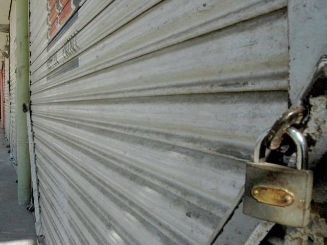 سندھ حکومت کا تمام کاروباری مراکز رات 9بجے بند کرنے کافیصلہ 