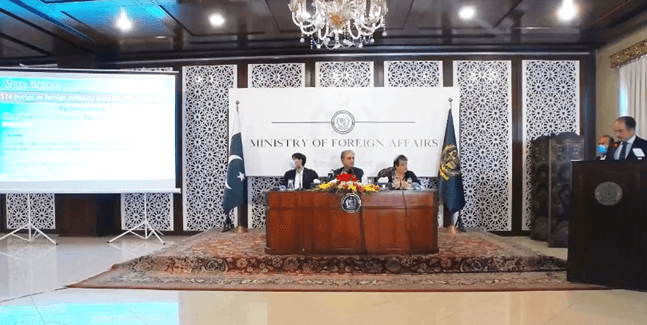 پاکستان نےبھارتی الزامات اورحقائق پرمبنی ڈوزیئر پیش کردیا