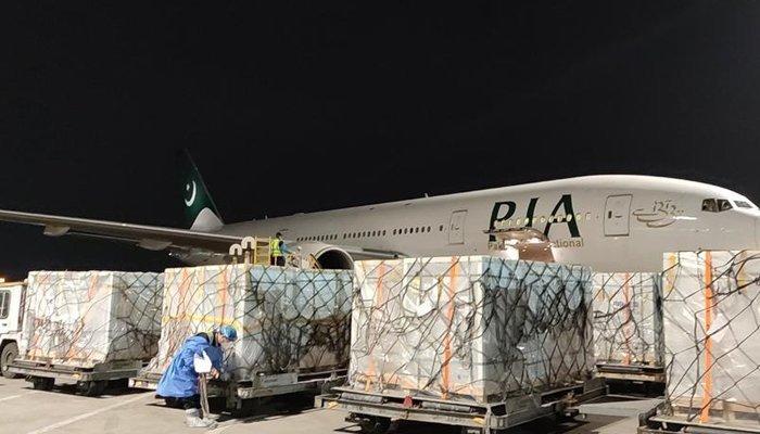 چین سے کورونا ویکسین کی ایک اور کھیپ اسلام آباد پہنچ گئی