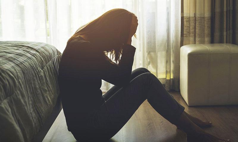 ہر 8 میں سے ایک شخص ذہنی بیماری کا شکار، رپورٹ