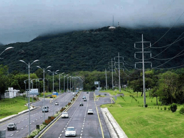 Repeated rainfall improves Islamabad's air quality