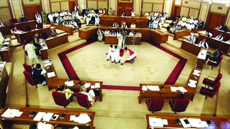 آئندہ  مالی سال کے لیے بلوچستان کا 612 ارب روپے  سے زائد کا بجٹ پیش