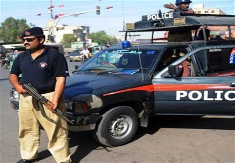 خیر پور : پولیس اور ملزمان  کے درمیان مقابلہ ، 14 اہلکار زخمی