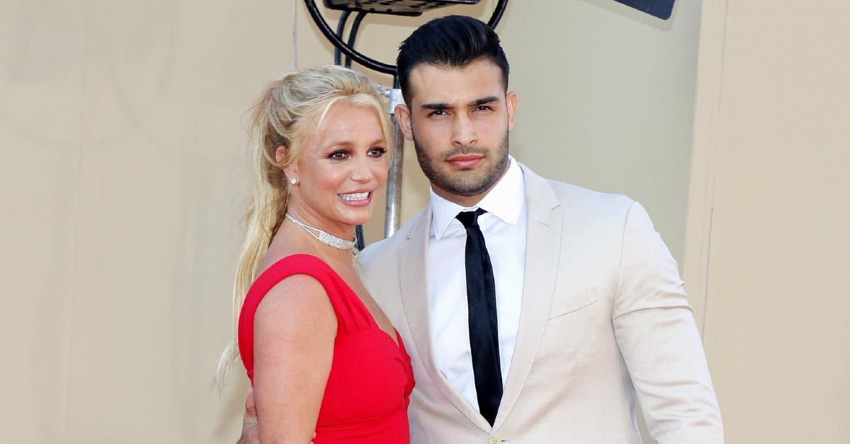 Britney Spears announces engagement to Sam Asghari