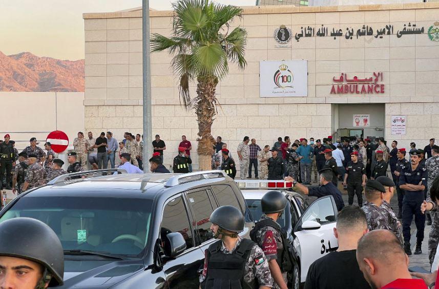 At least 10 dead, 251 injured in chlorine gas leakage at Jordan port