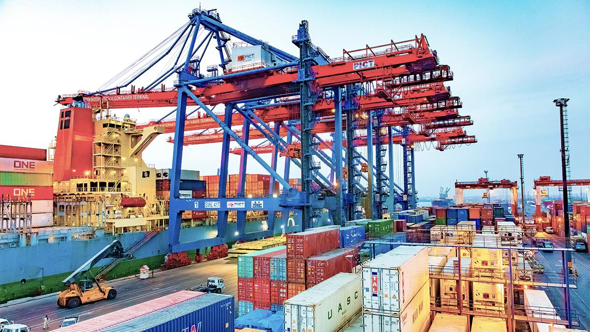 Pakistan's exports soar by 25.5pc to $31.7 billion in fiscal year 2022